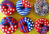 BOSCO & ROXY 4TH OF JULY MINI DONUTS
